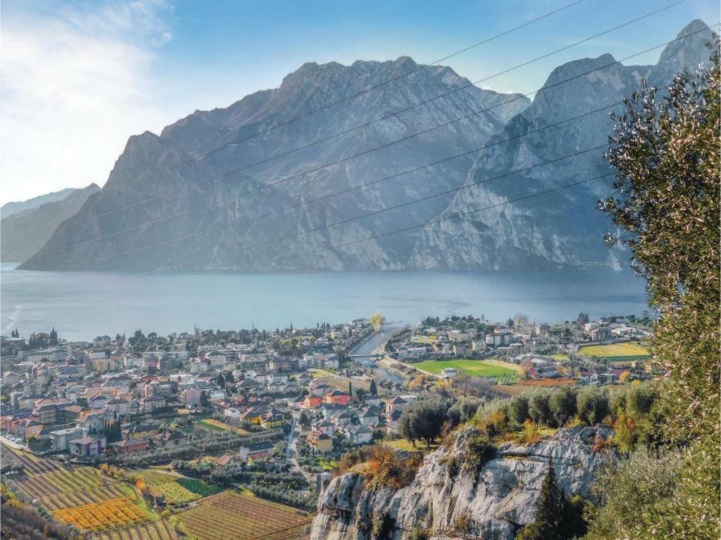 Appartamento Ellen Torbole Sul Garda Exterior foto